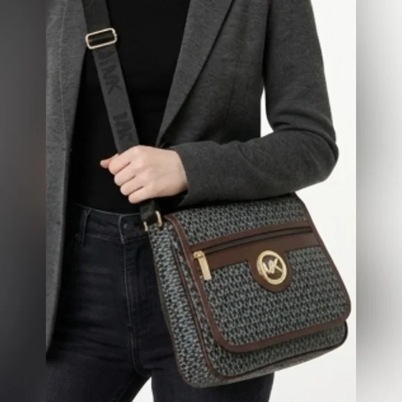 Michael Kors MK Monogram Crossbody Bag Brown Trim Medium Everyday Purse 10.25” - Picture 3 of 15